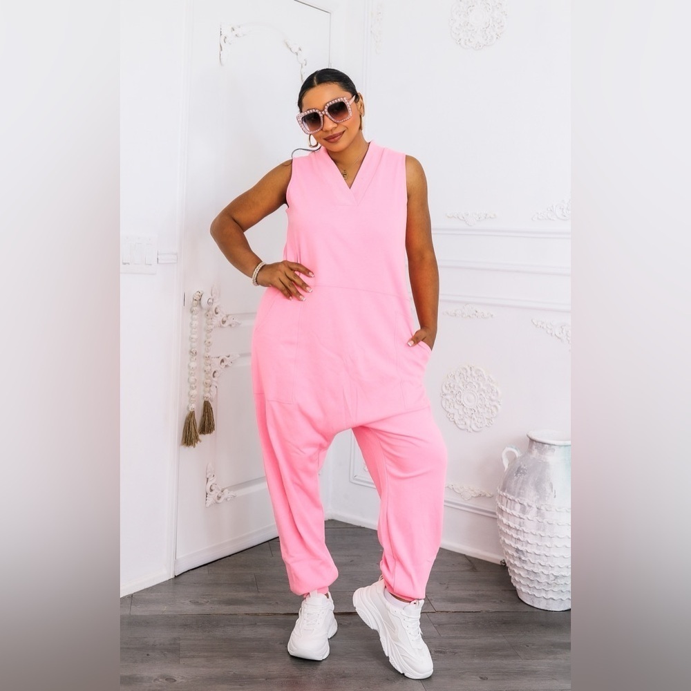 Pink Sleeveless Jumpsuit - Picture 4 of 6